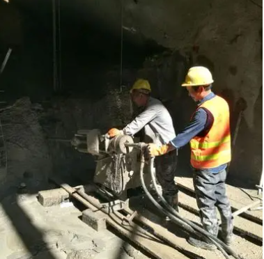 沧州水下抗分散灌浆料特点 水下不分散注浆料介绍